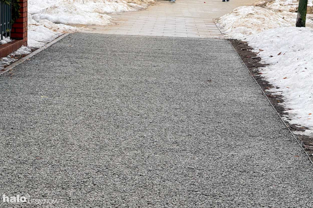 Wyremontowany chodnik przy Gandhi