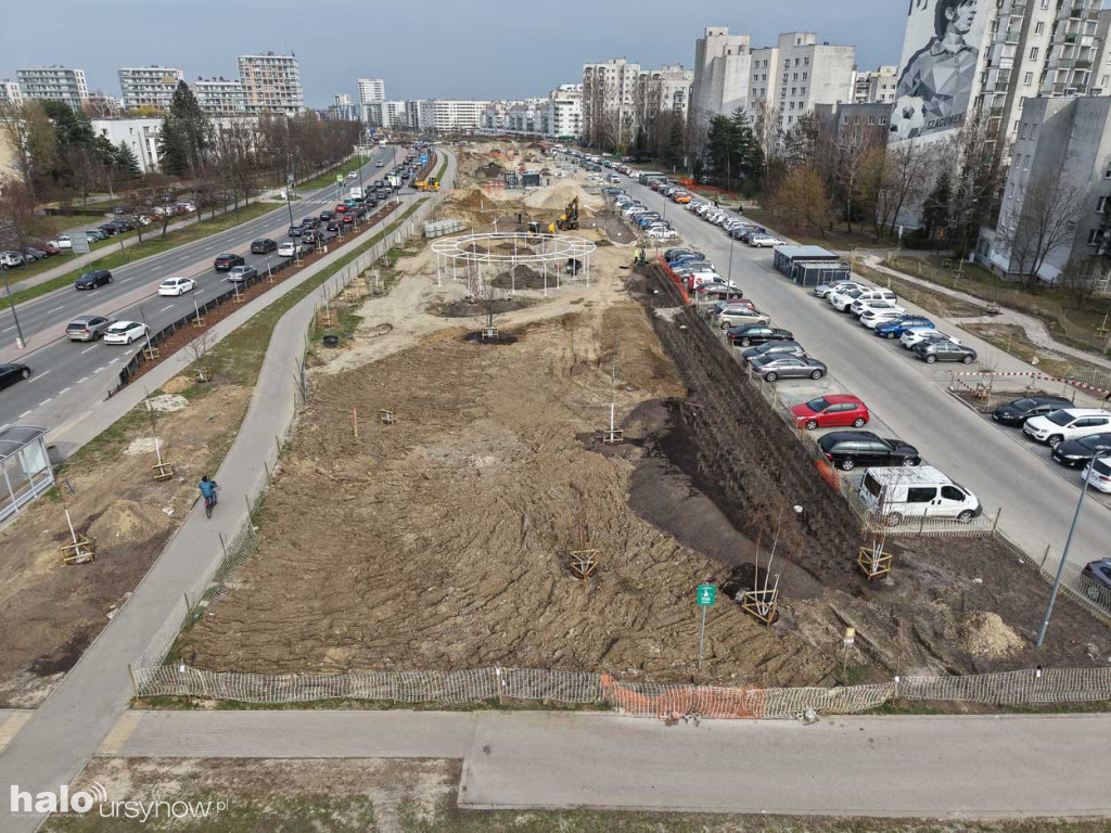 Budowa parku nad tunelem POW na Ursynowie