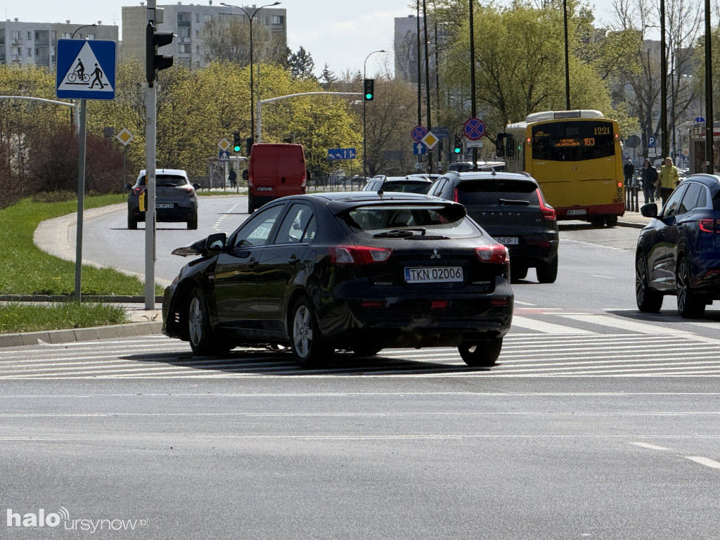 Wypadek na Pileckiego na Ursynowie
