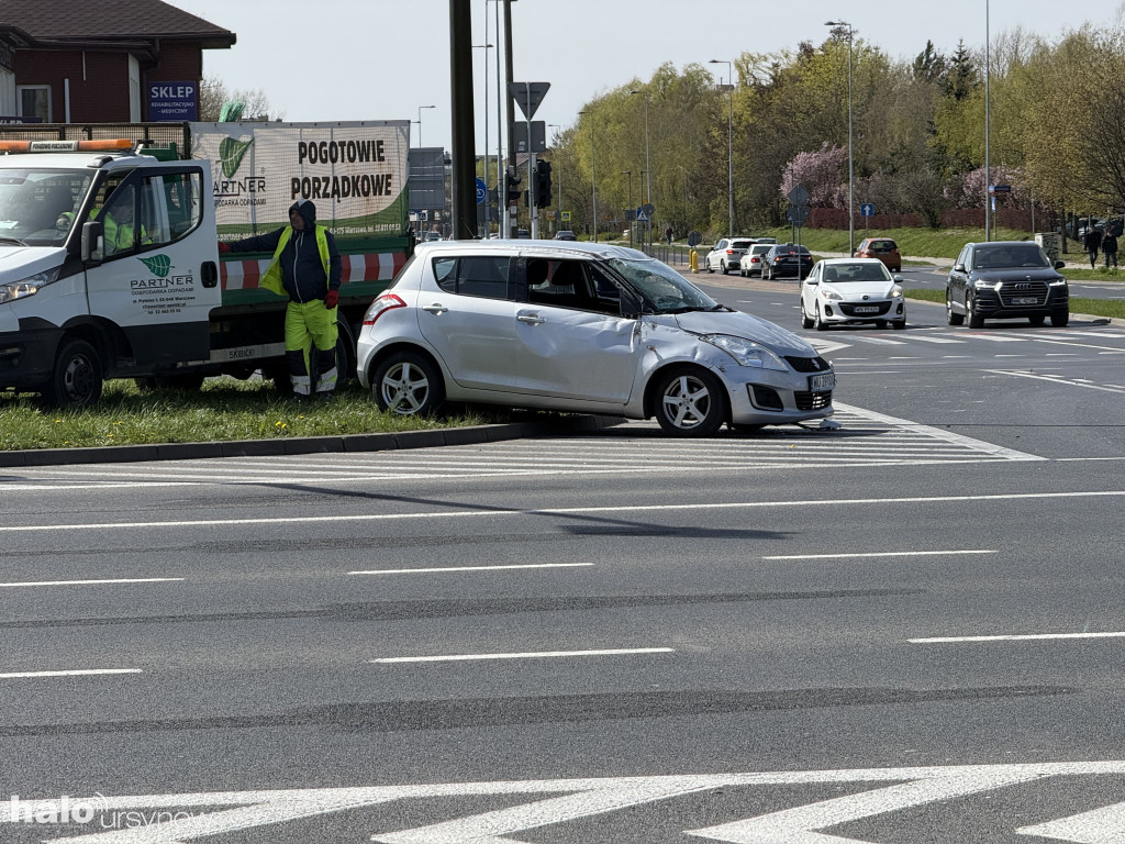 Wypadek na Pileckiego na Ursynowie