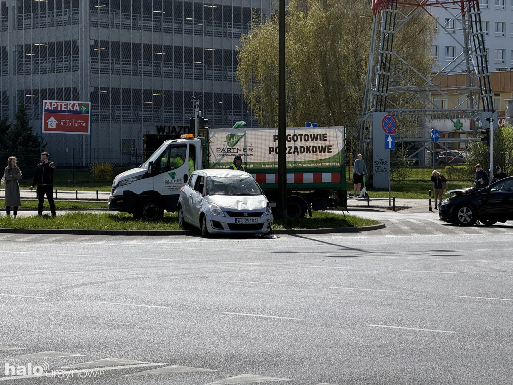 Wypadek na Pileckiego na Ursynowie