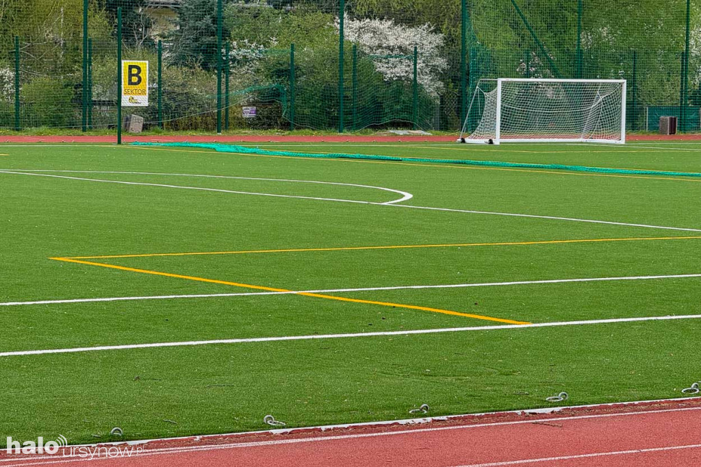 (Nie)skończone boisko na Koncertowej