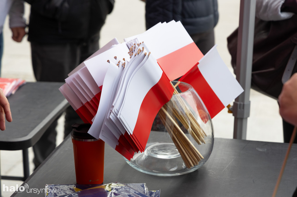 3000 flag dla mieszkańców Ursynowa