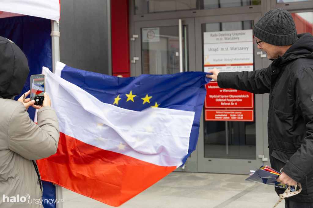 3000 flag dla mieszkańców Ursynowa