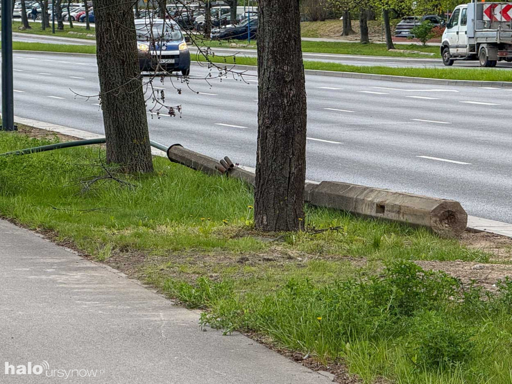 Nowe latarnie na Ciszewskiego i... niczyje relikty
