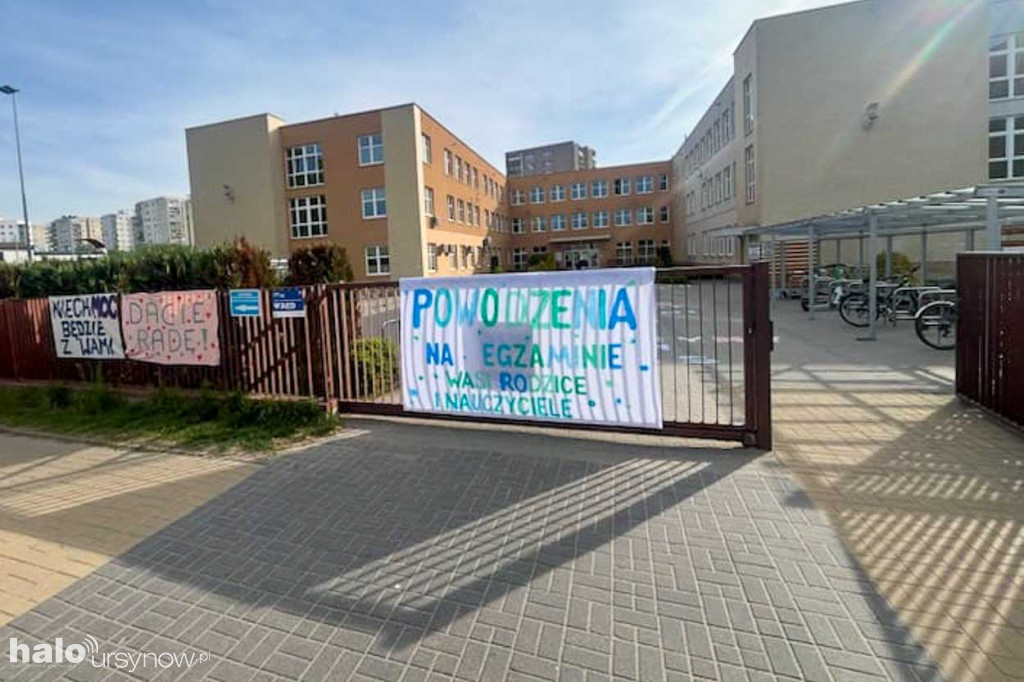 Motywacyjny korytarz dla ósmoklaistów