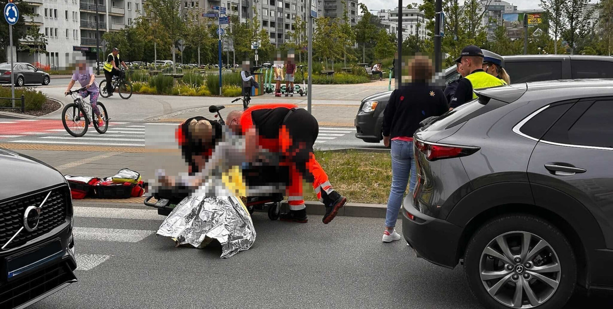 Wypadek na Płaskowickiej. Potrącenie rowerzystki