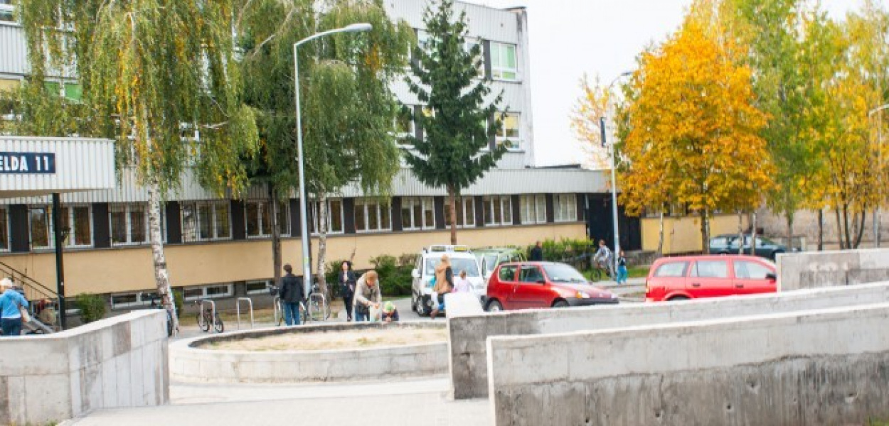 DOJAZD ZA MILION: "Jak burmistrz mi zapłaci to będę pilnować aut!"