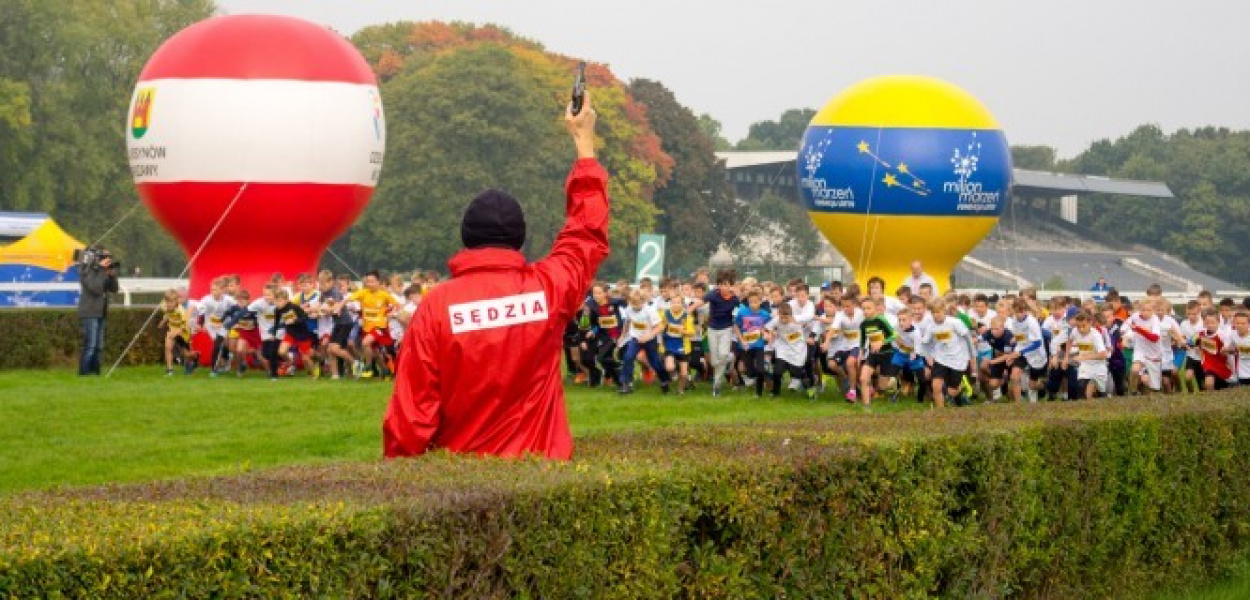 Anita Włodarczyk i 2 000 uczniów na Torze Służewiec! OLIMPIADA MŁODZIEŻY