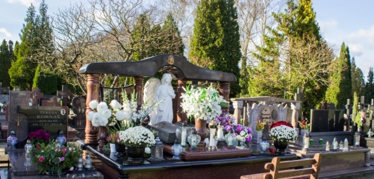 Ursynowskie cmentarze gotowe na Wszystkich Świętych FOTO