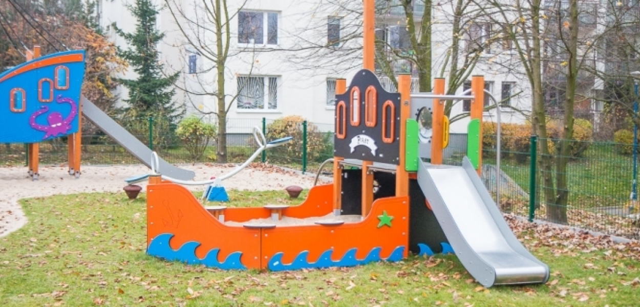 Bajeczny i bezpieczny. Nowy plac zabaw oczami rodziców FOTO