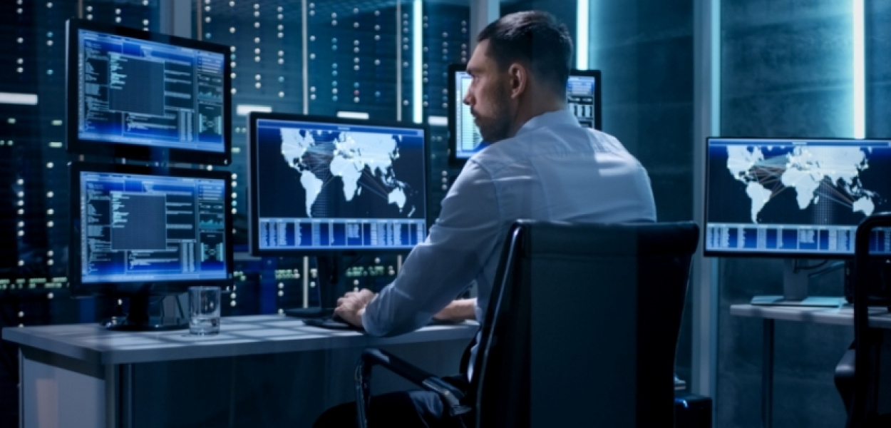 Podstawowe elementy systemu telematycznego na przykładzie WEBFLEET