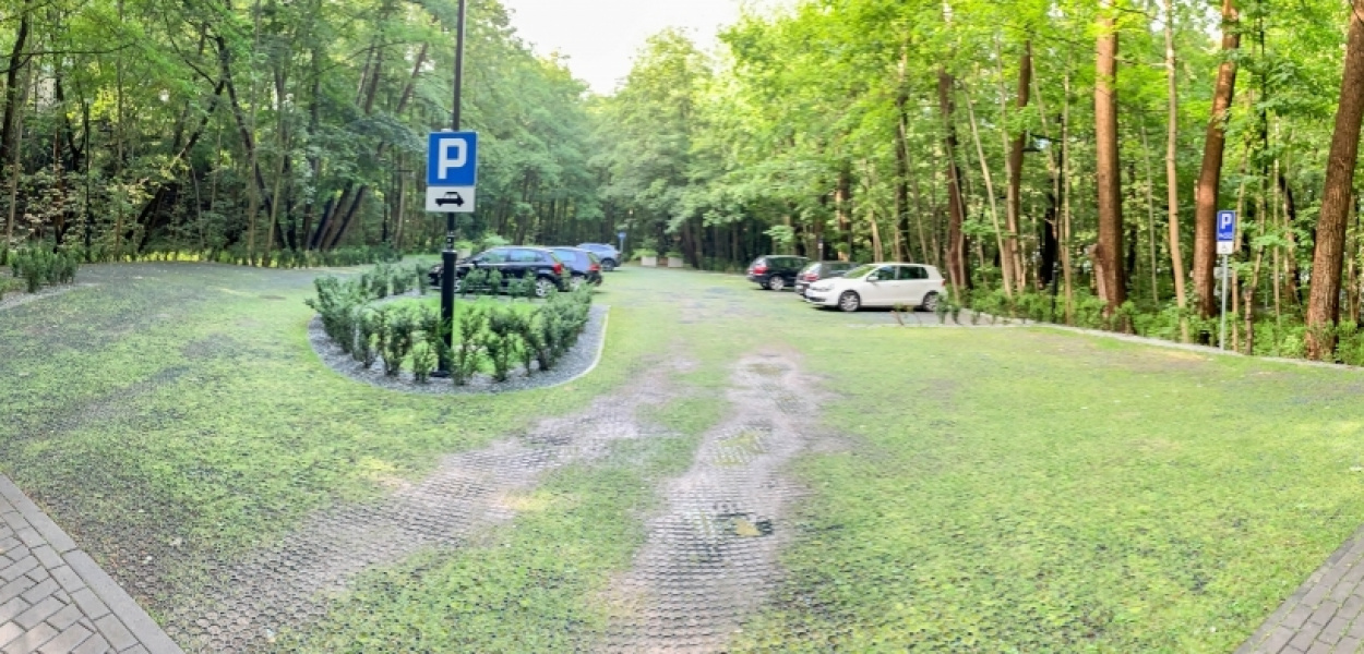 Mieszkaniec proponuje: zielone parkingi zamiast kostki. Przykład idzie z Sopotu