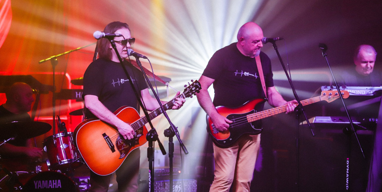 GCK Jerzmanowa - koncert Kolorowych Gitar