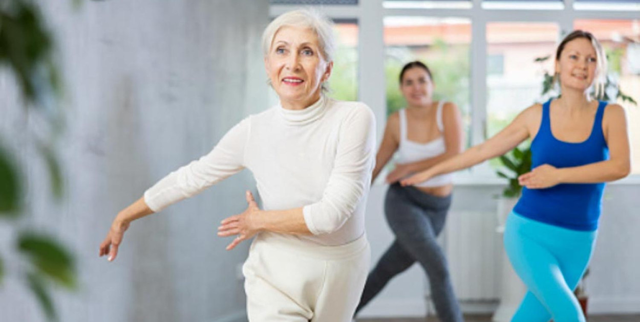 Cha-cha-raz-dwa-trzy! Bezpłatne zajęcia dla seniorów!