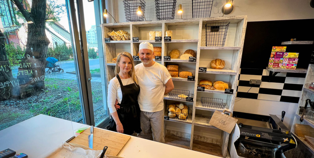 Chleb wypiekany od podstaw. Odwiedzamy znaną i lubianą piekarnię z Ursynowa!