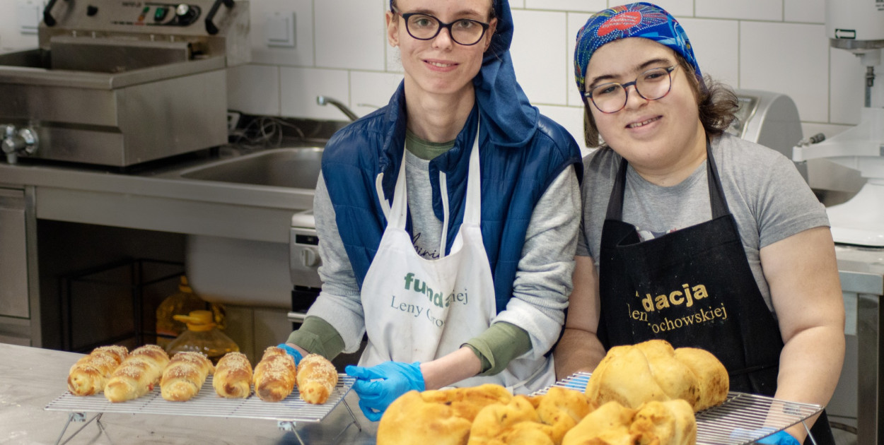 Niepełnosprawni pieką chleb dla ursynowian. "Czują się potrzebni"