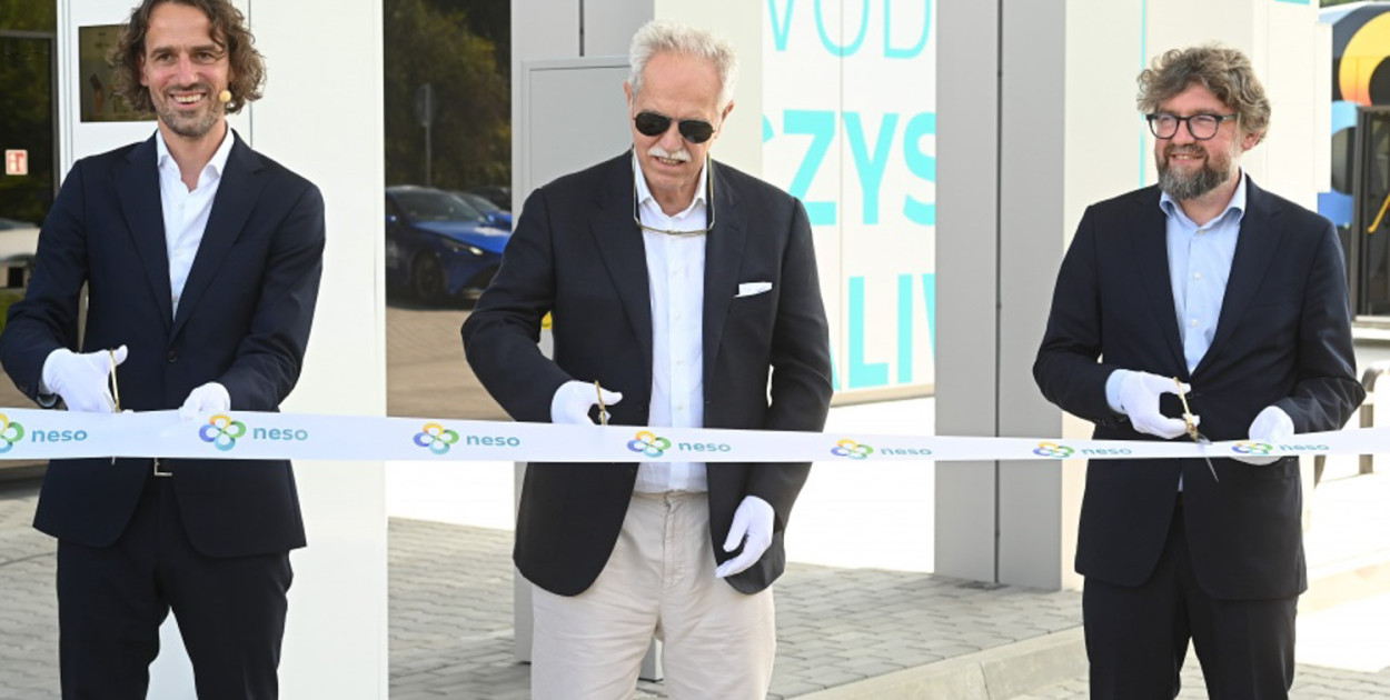 Na Ursynowie otwarto pierwszą stację tankowania wodoru