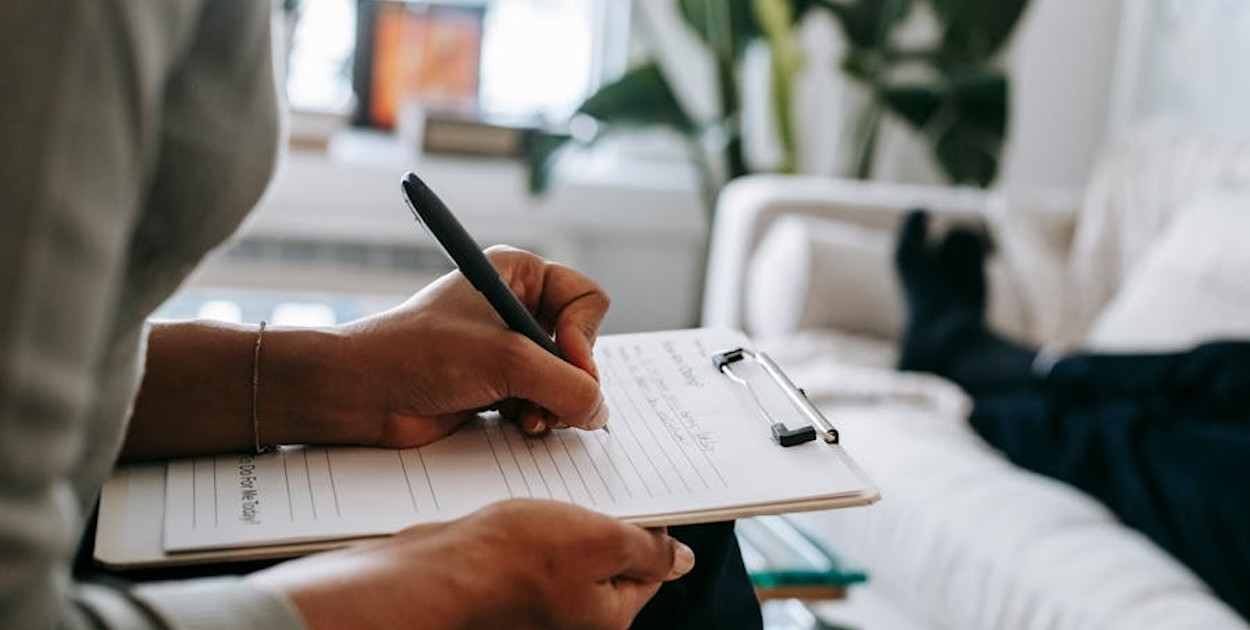 Nowe strategie w leczeniu zaburzeń nastroju: co działa?