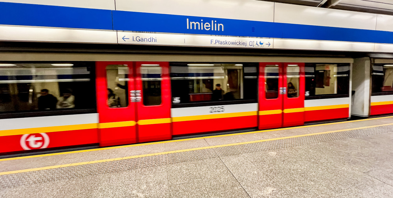 Komunikacja w święta. Jak kursuje metro?