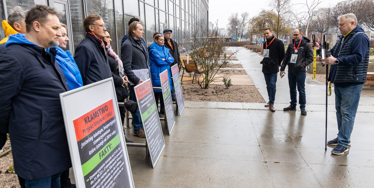 16 marca - konferencja Otwartego Ursynowa ws. "kłamstw Projektu Ursynów". Pojawili się na niej też szefowie PU. (SK)