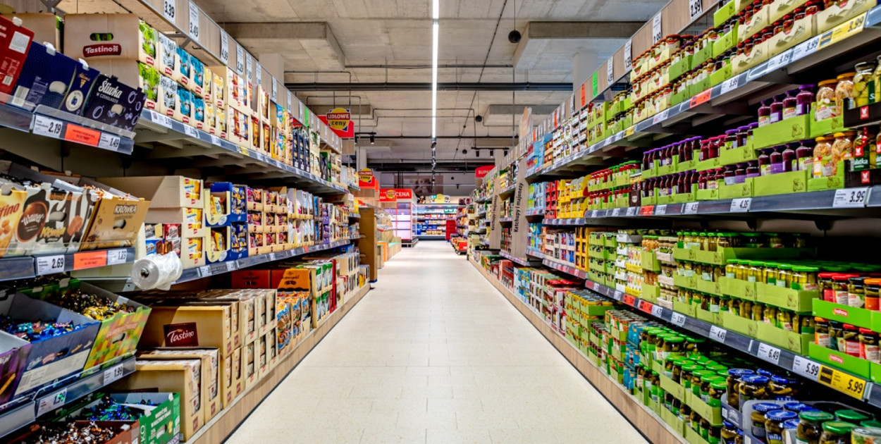 Zakupy przed świętami. Do której godziny czynne sklepy na Ursynowie?