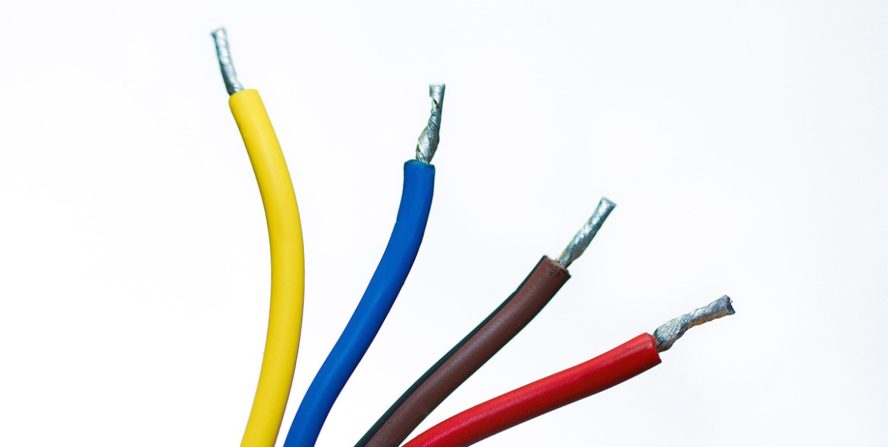 Jak wybrać najlepsze kable głośnikowe Chord?