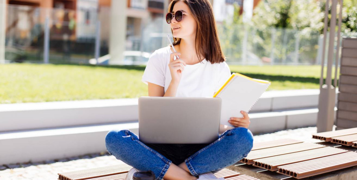 Jak wybrać odpowiedni kierunek studiów licencjackich w Warszawie?