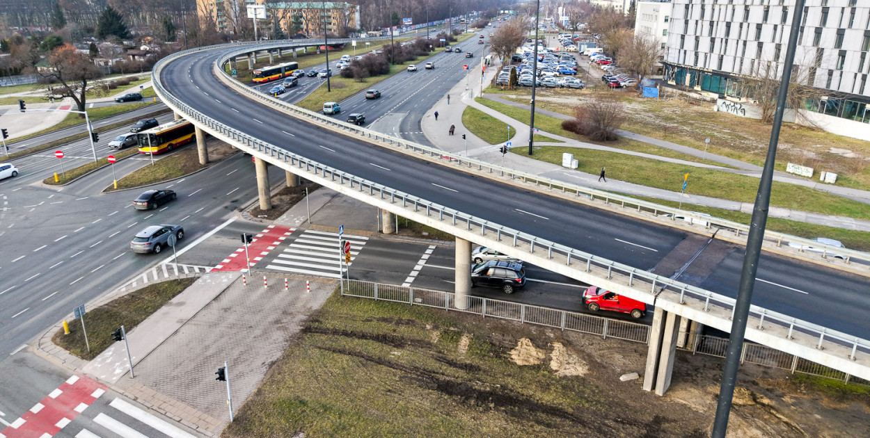 Wyburzą wiadukt na Pileckiego. Ursynów protestuje