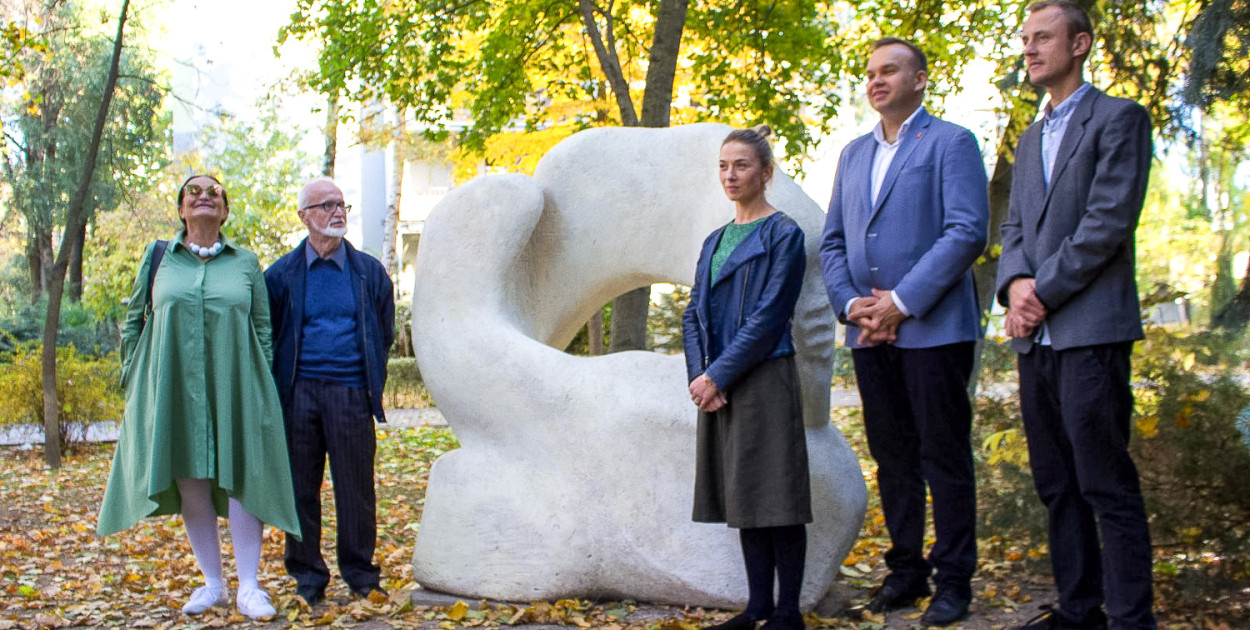 Zakochani są wśród nas! Na skwerku na Pięciolinii