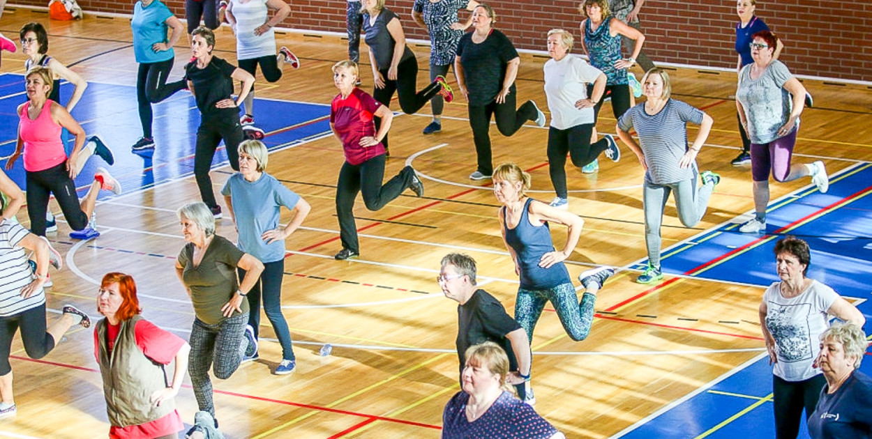 Fit 45+ wraca na Ursynów! Ruszają zapisy na bezpłatne zajęcia dla aktywnych pań
