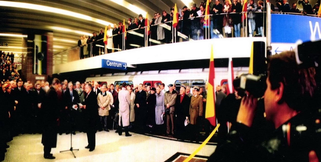 otwarcie metra na stacji Wilanowska - 7 kwietnia 1995 r. (Archiwum Metra Warszawskiego)