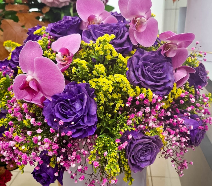 piękny bukiet kwiatów z kwiaciarni Dream