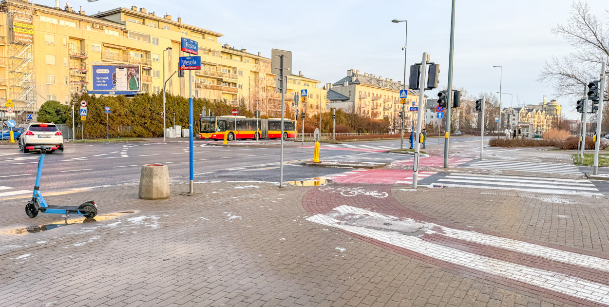 Skrzyżowanie ul. Rosoła i Wesołej na Ursynowie