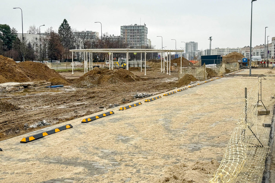 41 miejsc udostępnionych we wtorek (zdjęcie jeszcze z ogrodzeniem) (SK)