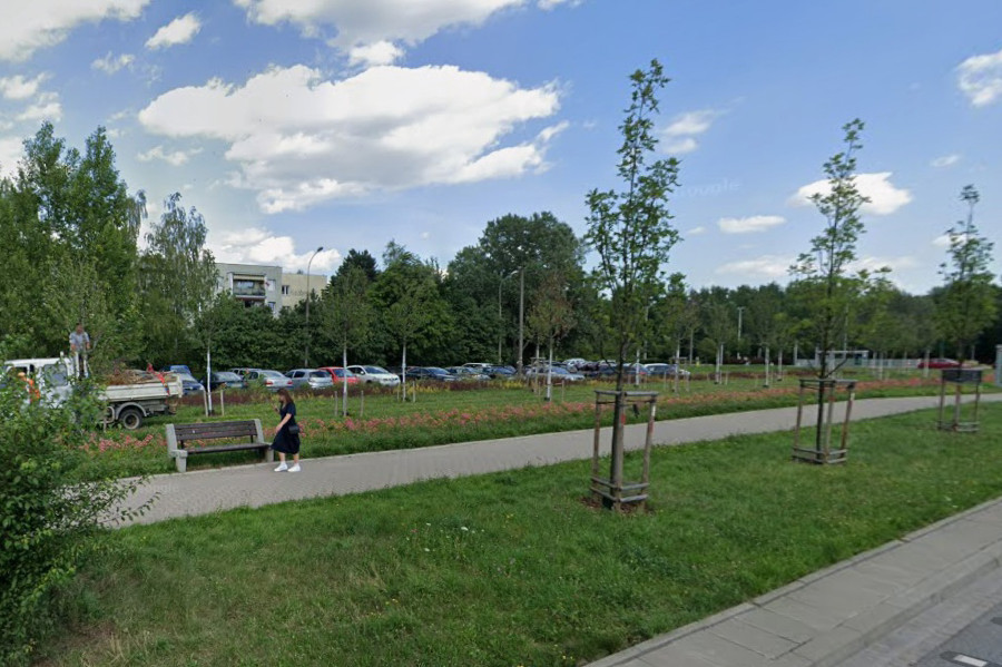 Tak wyglądał fragment Al. KEN przy Parku Przy Bażantarni w 2022 r.