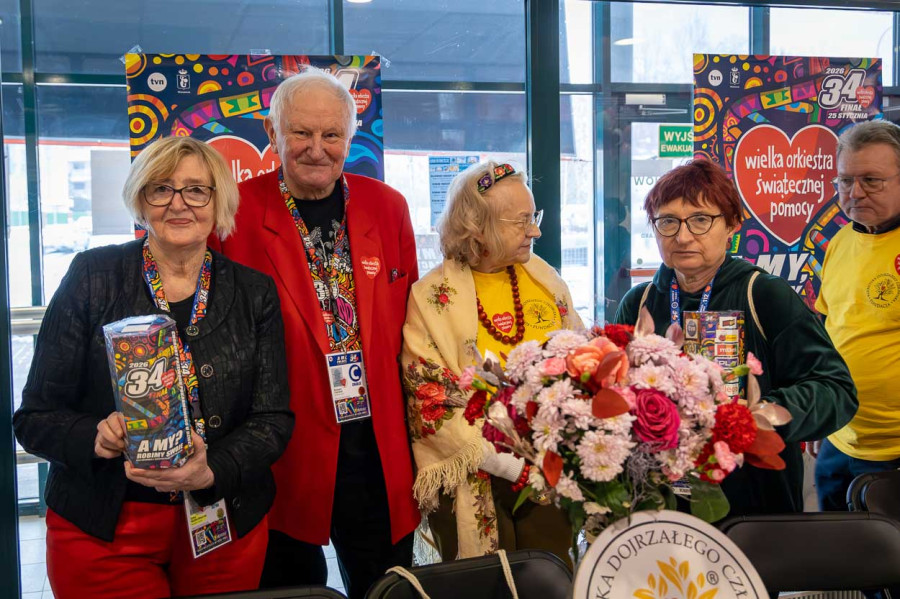 Ursynowscy seniorzy w Arenie Ursynów (BJ)