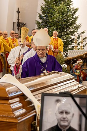 Pogrzeb ks. Ignacego Dziewiątkowskiego-6082