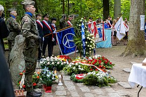 Uroczystości 38. rocznicy katastrofy w Lesie Kabackim-6189