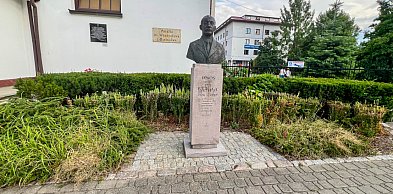 Zapomniany bohater na Ursynowie. Kim był człowiek z pomnika?