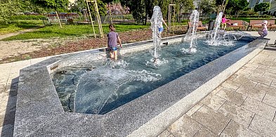 Nowa fontanna na Ursynowie już działa! "Bardzo brakuje zieleni"-28293