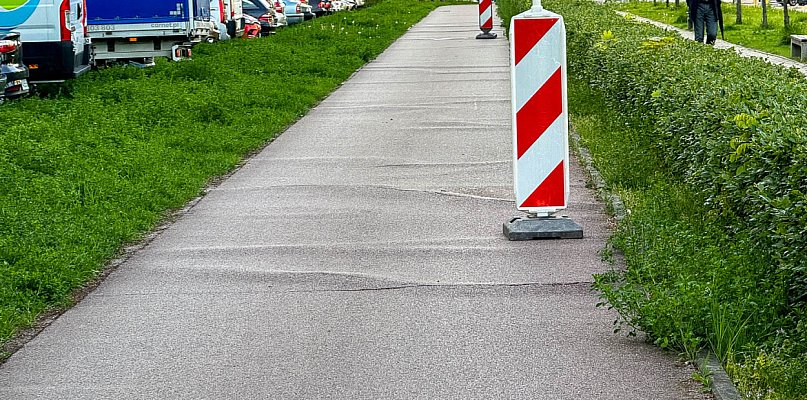 To droga czy tor przeszkód? ZDM jeszcze nie wie, czy będzie remont - 34757
