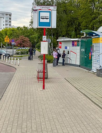Paczkomaty na nielegalu przy Lanciego na Ursynowie. "Działaliśmy w dobrej wierze"-34783