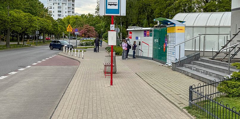 Paczkomaty na nielegalu przy Lanciego na Ursynowie. "Działaliśmy w dobrej wierze" - 34783