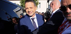 Spadło poparcie dla Rafała Trzaskowskiego w Warszawie