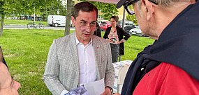 Burmistrz Ursynowa w ogniu pytań. Starcie o bazarek
