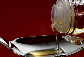 Popularny syrop na kaszel wycofany. Lepiej nie ryzykuj i sprawdź etykietę-35314
