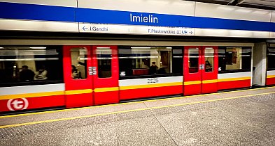 Długi weekend: Metro z nocnymi kursami, zawieszone linie autobusowe-35404