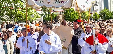 Boże Ciało na Ursynowie. Procesje i utrudnienia w ruchu drogowym-35423