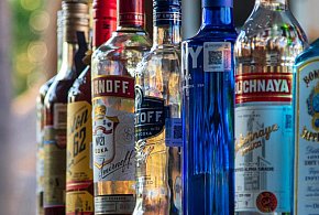 Piwo i wódka znikną ze stacji paliw? Ten pomysł znów jest na stole-35530